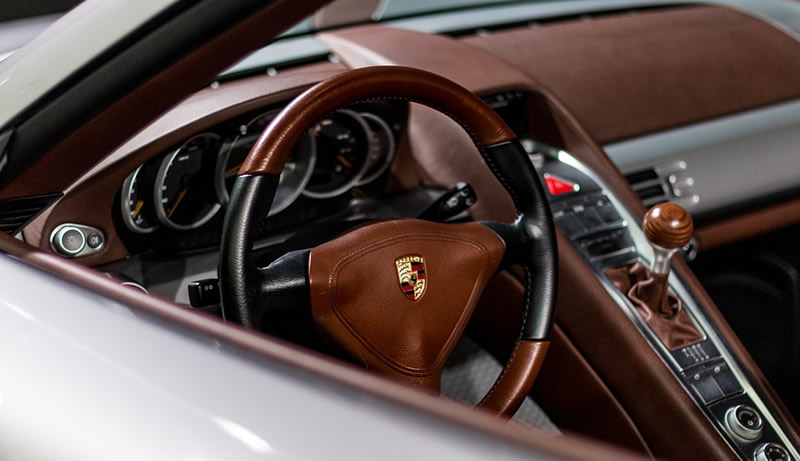 50 anos de Porsche Design passa por carros esportivos a condomínios de luxo